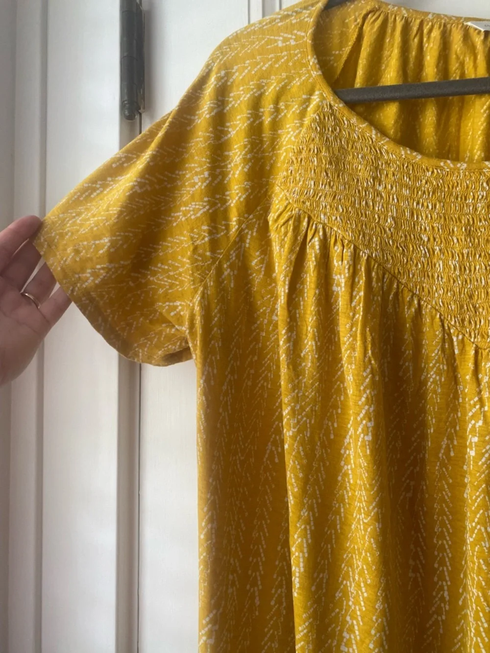 Lucky Brand mustard yellow white print swing top tee XL - Picture 3 of 5